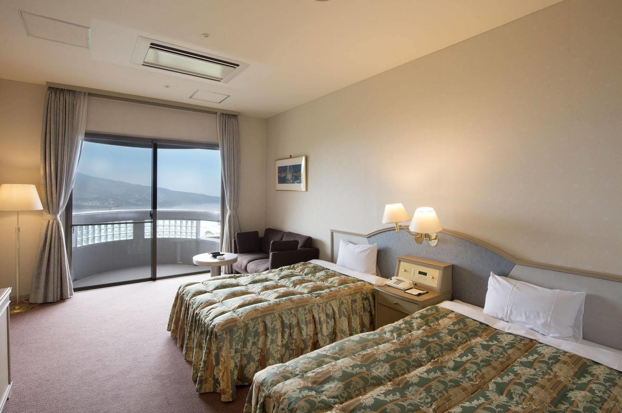 Izumigo Hotel Altia Toba Bagian luar foto