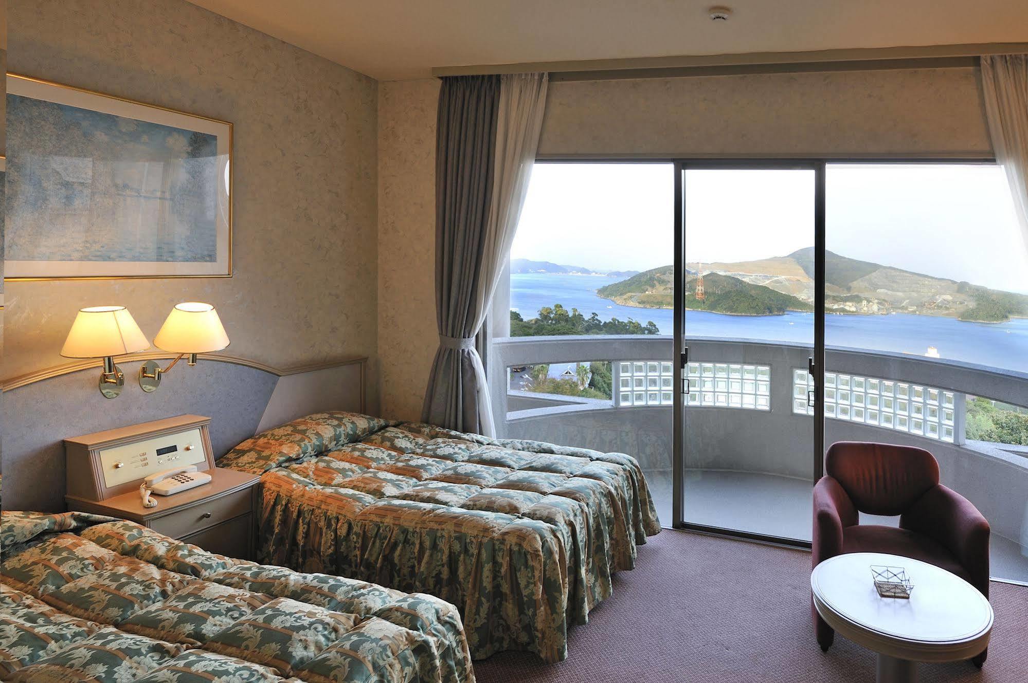 Izumigo Hotel Altia Toba Bagian luar foto