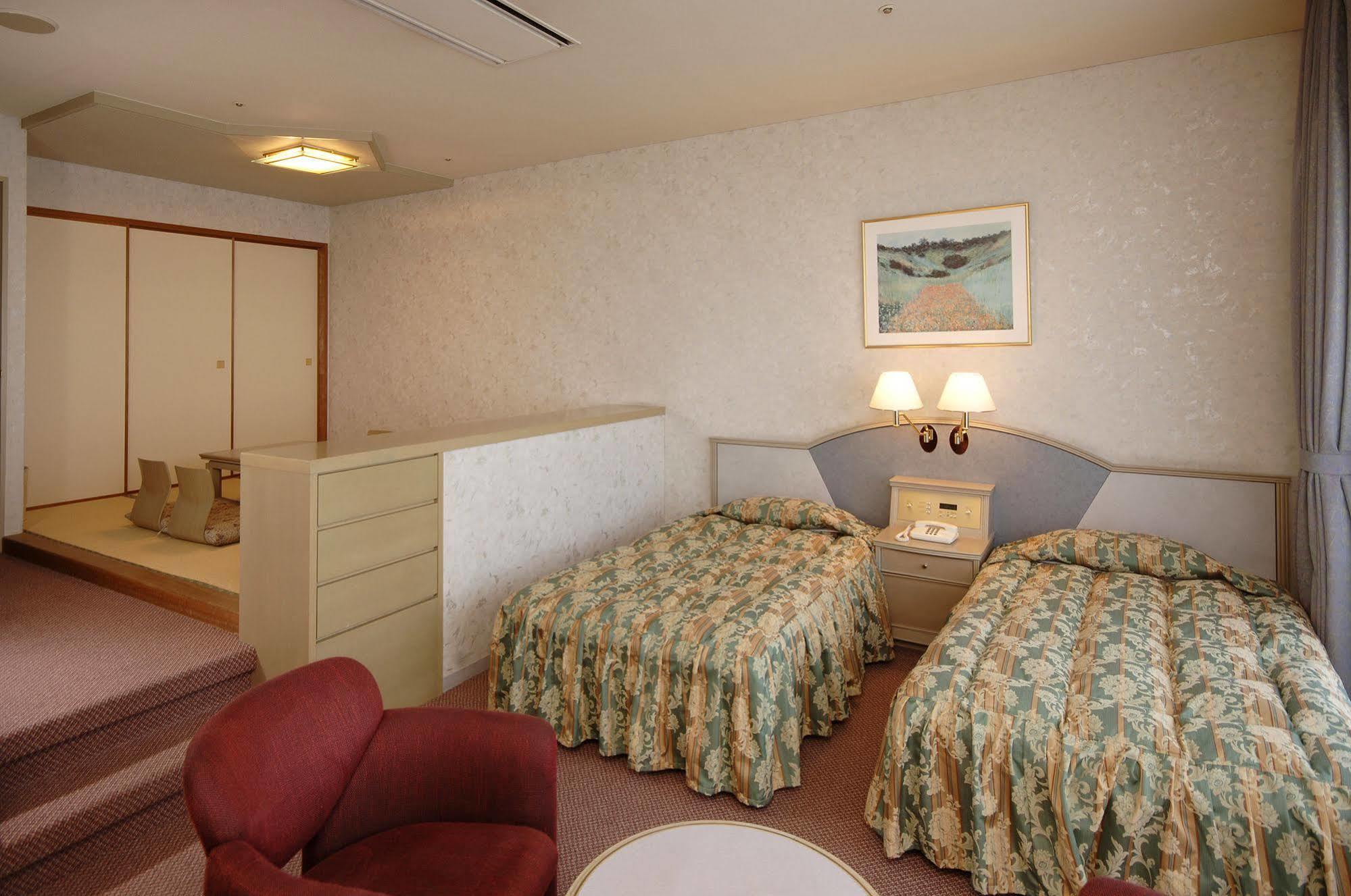 Izumigo Hotel Altia Toba Bagian luar foto